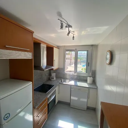 דירה Elegance, 2 Dormitorios, Playa Y Centro A 5mn, By Bookindenia *